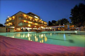 Serenissima Village Hotel Cesenatico
